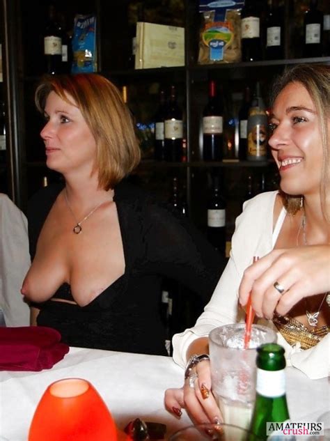 Tit Slips - 41 Pics Of Beautiful Nip Slips - AmateursCrush.com