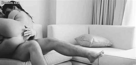 MasturbÃ¡ndose en bath your chubby lonely milf - Sexo en la ...