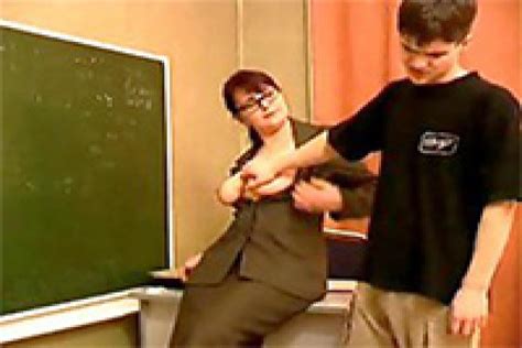 Horny Milf Teacher Seduce Teen Student - Fuqer Video Horny Milf Teacher Seduce Teen Student Fuqer Video